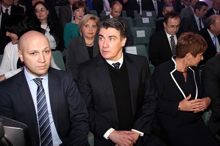 Predsjednik Vlade Milanović s ministrom Zmajlovićem